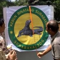 Logo Kebun Binatang Surabaya Tak Lagi Suro & Boyo