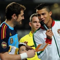 Casillas & Ronaldo Akur-akur Saja, Kok