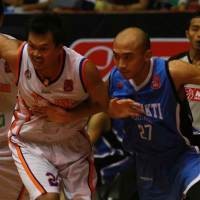 Pelita Menang Lagi, Satria Muda Belum Tersentuh