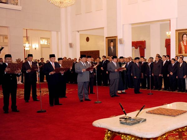 Busyro dan 7 Anggota KY Dilantik