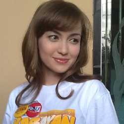 Rianti Cartwright Lebih Nyaman Rahasiakan Kehidupan Pribadinya