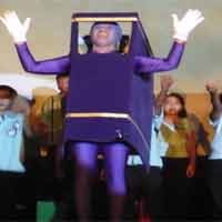 Drama Musikal Ramaikan Natal di Surabaya