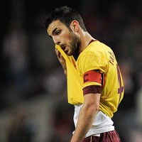 Cesc Kritik Mental Arsenal 