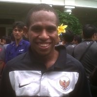 Tak Disiplin, Riedl Denda Pemain