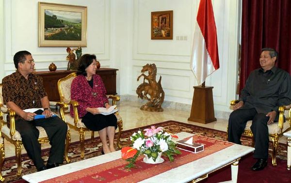 SBY Menerima Panitia Perayaan Natal