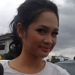 Andien Masih Betah Jadi Jomblo