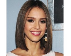 Jessica Alba Tampil Lebih Fresh Dengan Rambut Bob