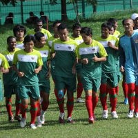 Demi Fokus Pemain, Keluarga pun Tak Dibawa