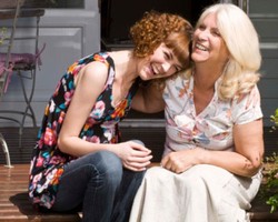 Yuk Membahagiakan Orang Tua di Hari Ibu!