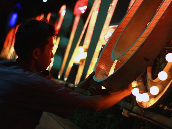 Semarak Natal & Tahun Baru Warnai Jakarta