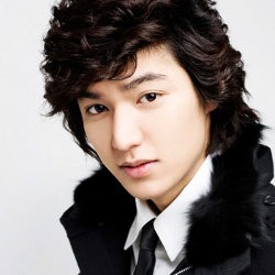 Lee Minho Bukukan Aktivitasnya Lewat DVD