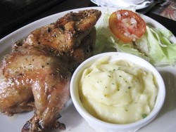 Poulet Roti dan Potato Gratin dari Dapur Coquelicot