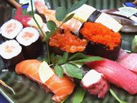 Sashimi dan Sushi Oishii di Sushimise