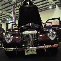 Ford Deluxe, Titisan Elvis Presley