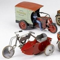 Motor Mainan Berharga Ratusan Juta