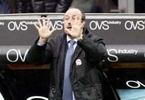 Benitez Diklaim Sudah Dipecat