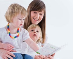 4 Saran Mengasuh Anak Yang Tidak Boleh Diikuti 