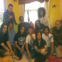 Rombongan Gitaris Indonesia Besuk Dion Sahara