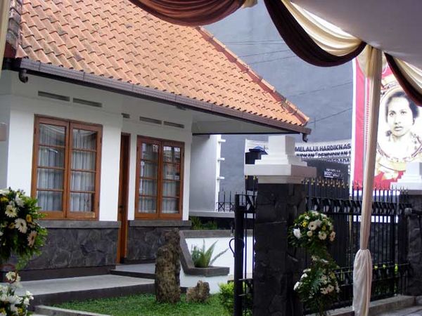 Rumah Bersejarah Inggit Garnasih