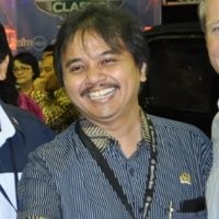 Roy Suryo Tiap Bulan Bayar Pajak 7-8 Mobil