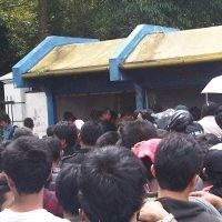 Antre di GBK Jangan Lupa Fotokopi KTP
