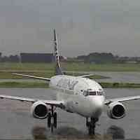 Ban Bermasalah, Batavia Air Mendarat Tak Sempurna 