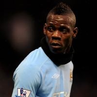 Mancini Tagih Sesumbar Balotelli