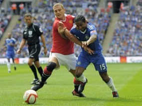 Maret 2011, MU Dinanti Dua Raksasa