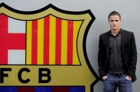 Resmi Barca, Afellay Girang dan Gugup