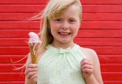 Makan Es Krim Muncul Sakit Kepala