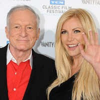 Bos Playboy Resmi Tunangan dengan Teman Kumpul Kebonya