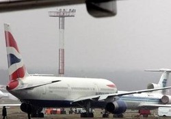 Hujan Salju Tebal, Bandara Utama Moskow Ditutup