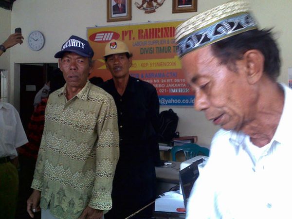 Keluarga TKW Geruduk Penyalur Tenaga Kerja