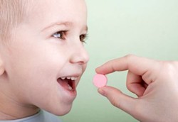 Cara Mengajari Anak Minum Obat Kapsul