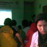 Penghuni Panti Tuna Netra Dengar Bareng Final AFF