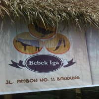 Konsep Rumah Makan Jadul Ala Bebek Iga