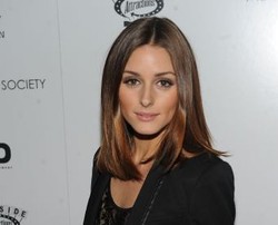 Olivia Palermo Segera Rilis Busana Dalam Serial TVnya