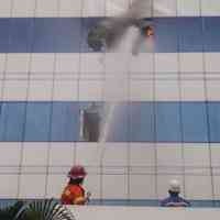 Banyak Sekat Buat PMK Kesulitan Kuasai Api 