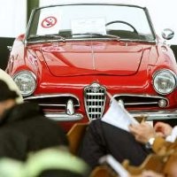 10 Mobil Asyik untuk Bercinta