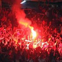 Dahsyatnya Dukungan Suporter di Mata Firman