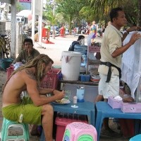 Makan Murah Pagi Hari di Pantai Kuta