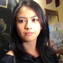 Revalina S Temat Kembali Dibuat Hanung Bramantyo Berjilbab