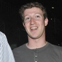 Demi Pernikahan, Bos Facebook Kunjungi Thailand