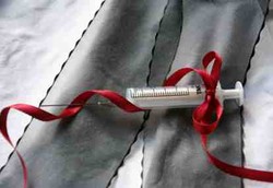 Prestasi dan Frustrasi dalam Penanganan HIV/AIDS di 2010