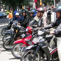 Awal Tahun Baru, Tukang Ojek Dan Angkutan Umum Paceklik