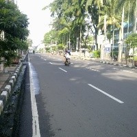 Hari Pertama di 2011, Jalan di Bandung Lengang
