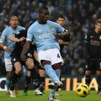 Yang Sabar pada Balotelli, Fans