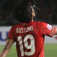 Bustomi yang Tetap Rendah Hati
