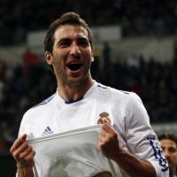 Mourinho Persiapkan Madrid Tanpa Higuain  