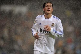 Oezil: Madrid Klub Terbesar di Dunia